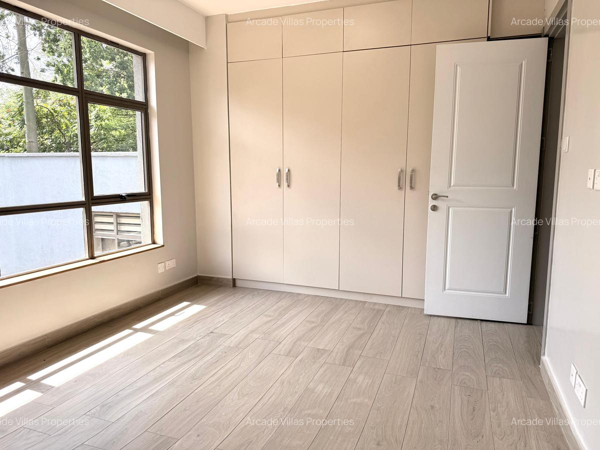 2 Bed Apartment with En Suite in Kilimani - 11
