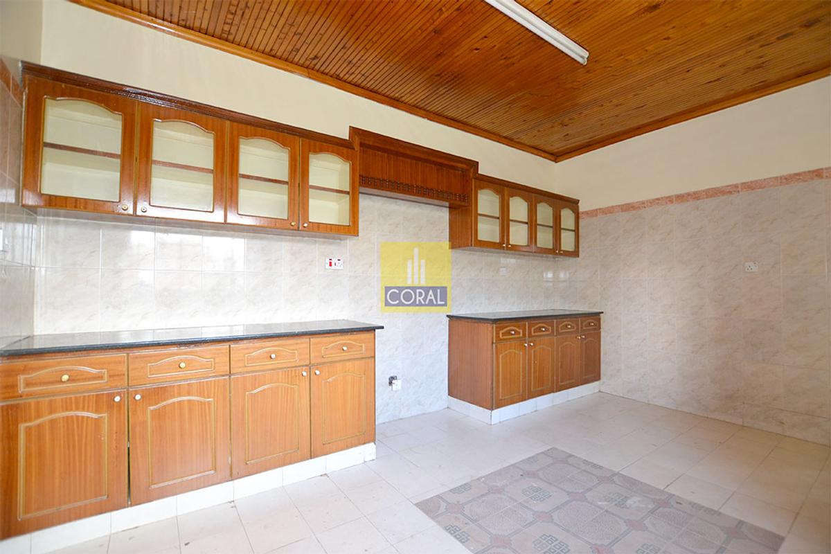 4 Bed Apartment with Swimming Pool in Westlands Area - 4