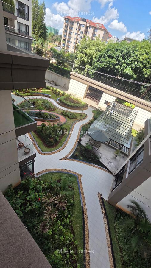 Serviced 3 Bed Apartment with En Suite at Riverside Drive - 15