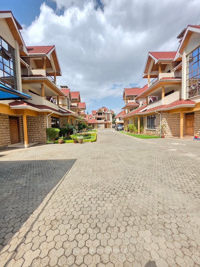 4 Bed Townhouse with En Suite at Kaputei Gardens. - 3