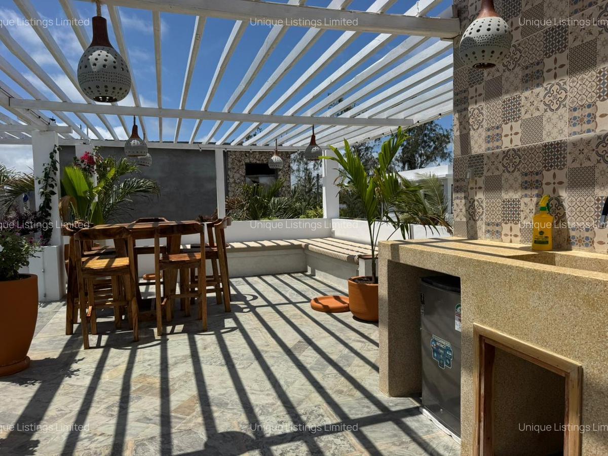 3 Bed Villa with En Suite in Watamu - 5