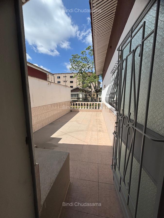 4 Bed House with En Suite at Brookside Garden - 14