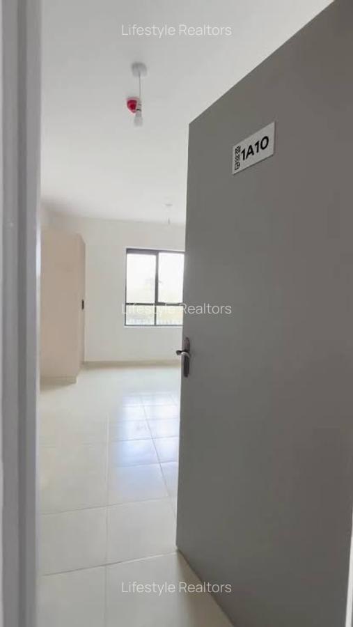 Serviced 1 Bed Apartment with En Suite at Garden City - 2