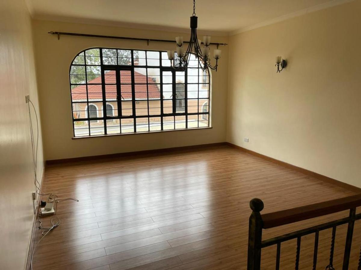 4 Bed Townhouse with En Suite in Kiambu Road - 10