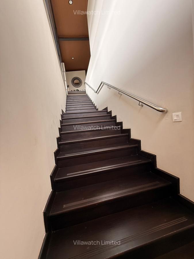 4 Bed Townhouse with En Suite at Runda - 13