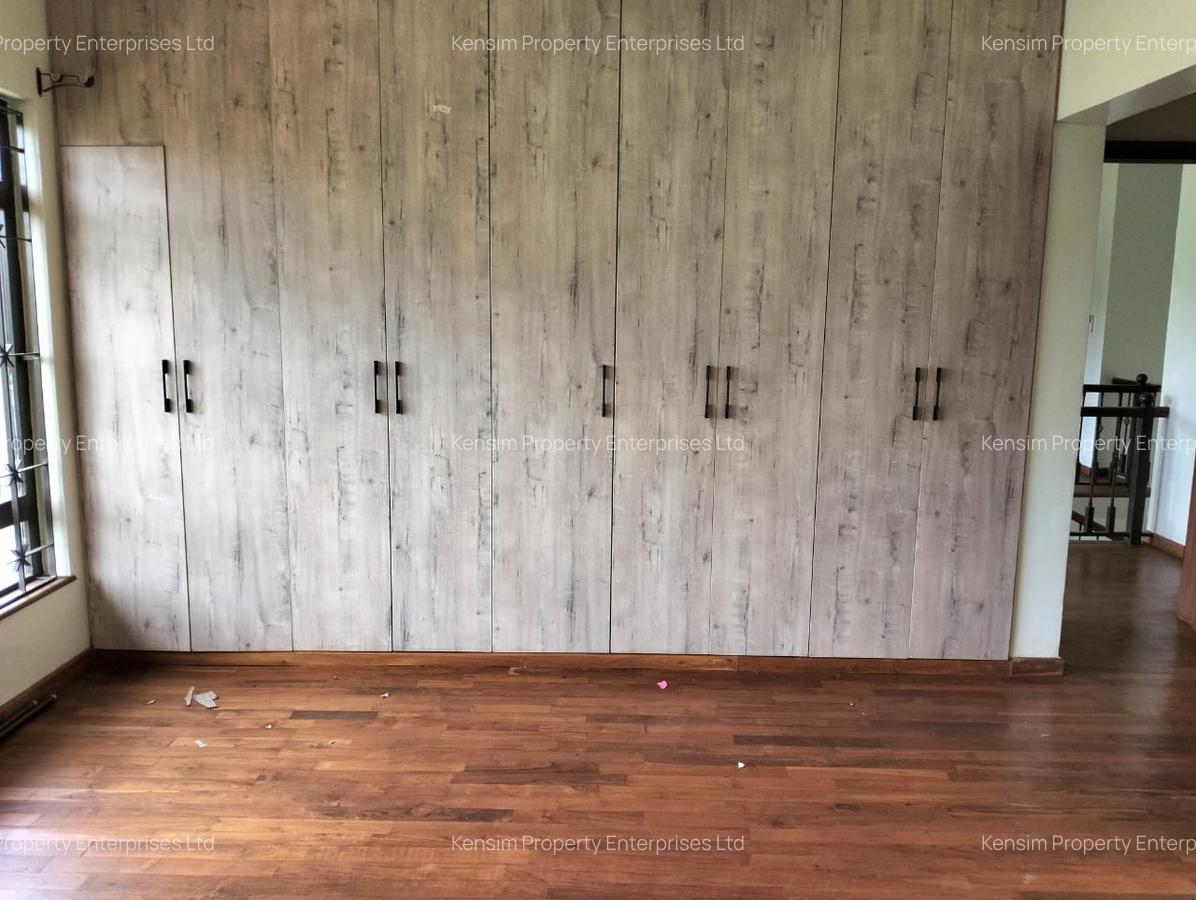 5 Bed Townhouse with En Suite in Runda - 12