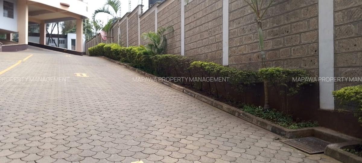 3 Bed Apartment with En Suite in Lavington - 15