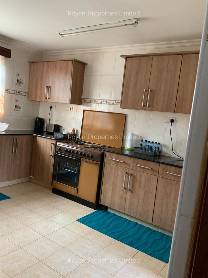 4 Bed House with En Suite in Runda - 4