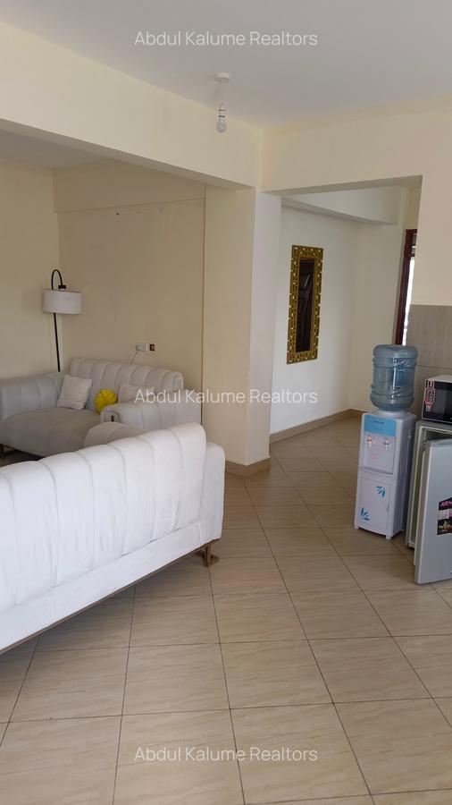 Serviced 2 Bed Apartment with En Suite at Bamburi - 12