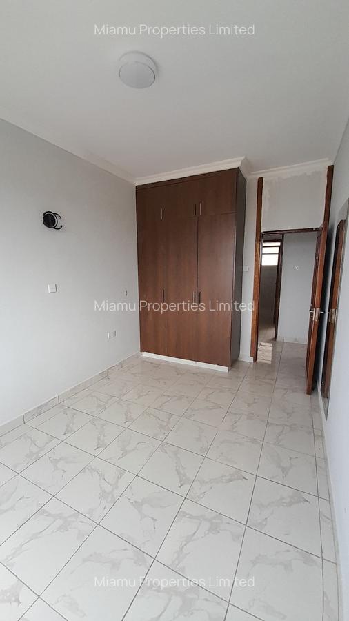3 Bed Apartment with En Suite at Banana Road - 6