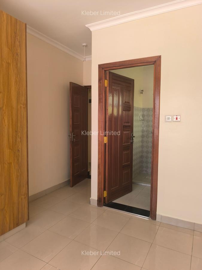 3 Bed House with En Suite in Kitengela - 16