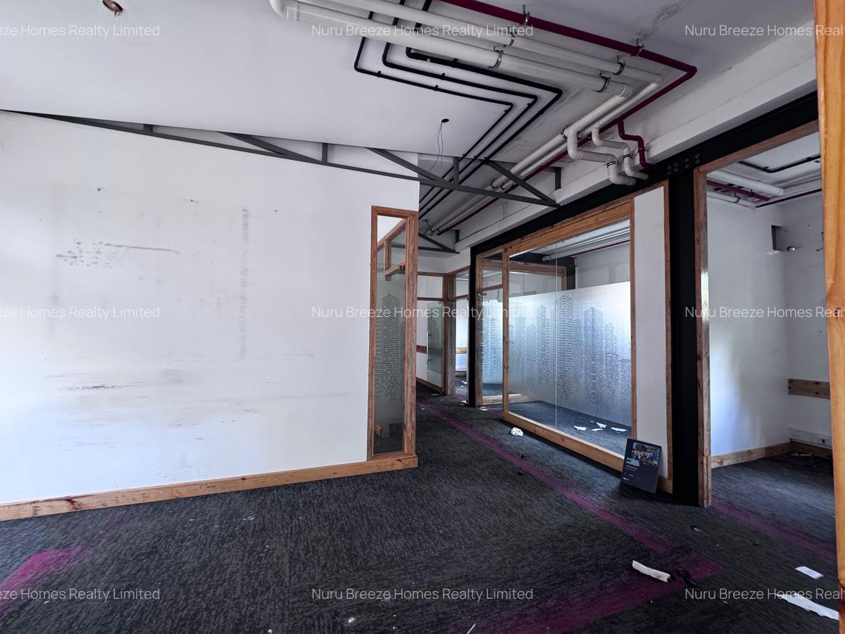 1,300 ft² Commercial Property with Parking in General Mathenge - 20