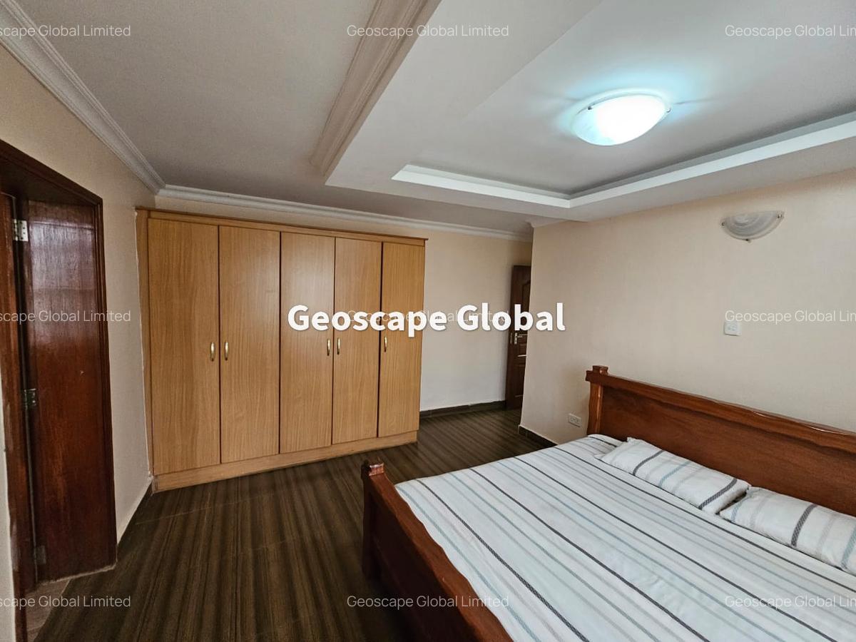 3 Bed House with En Suite in Rosslyn - 11