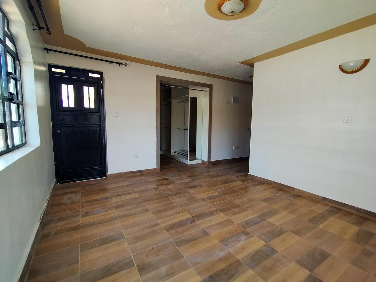 4 Bed House with En Suite in Kiambu Road - 12