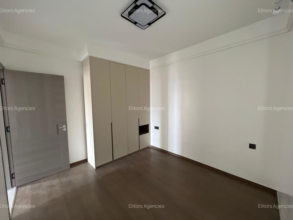 2 Bed Apartment with En Suite at Chania Avenue - 12
