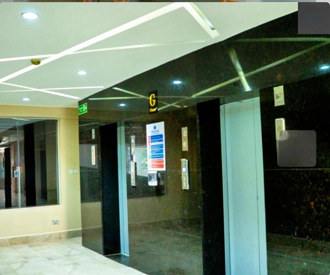 1,229 ft² Office with Service Charge Included in Westlands Area - 3