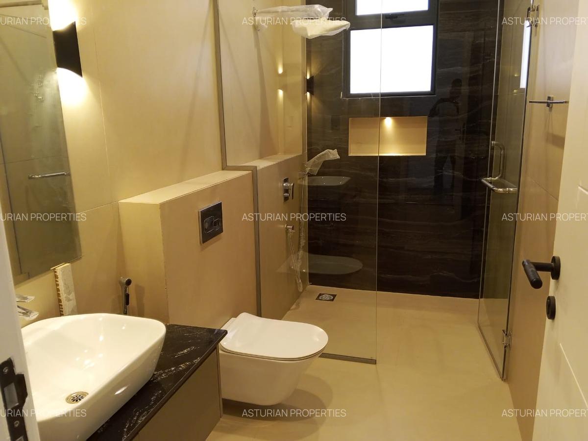 5 Bed Townhouse with En Suite in Lavington - 9