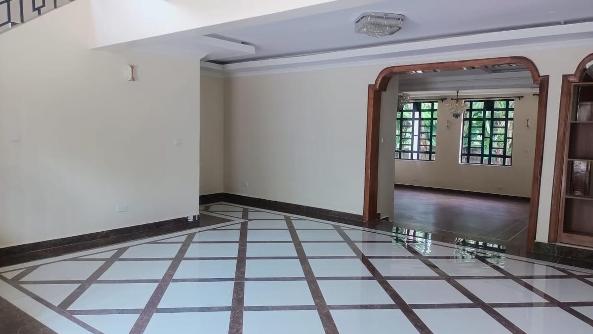 6 Bed Townhouse with En Suite in Kitisuru - 2