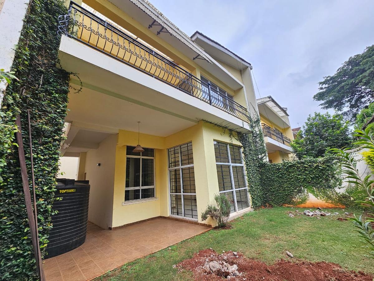 5 Bed House with En Suite in Kyuna - 1