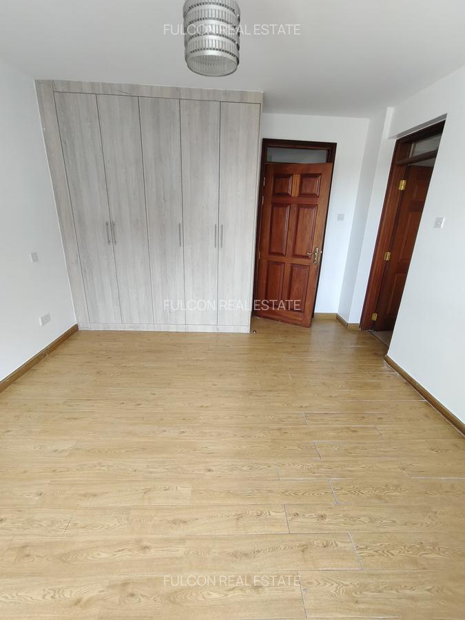 2 Bed Apartment with En Suite in Kilimani - 3