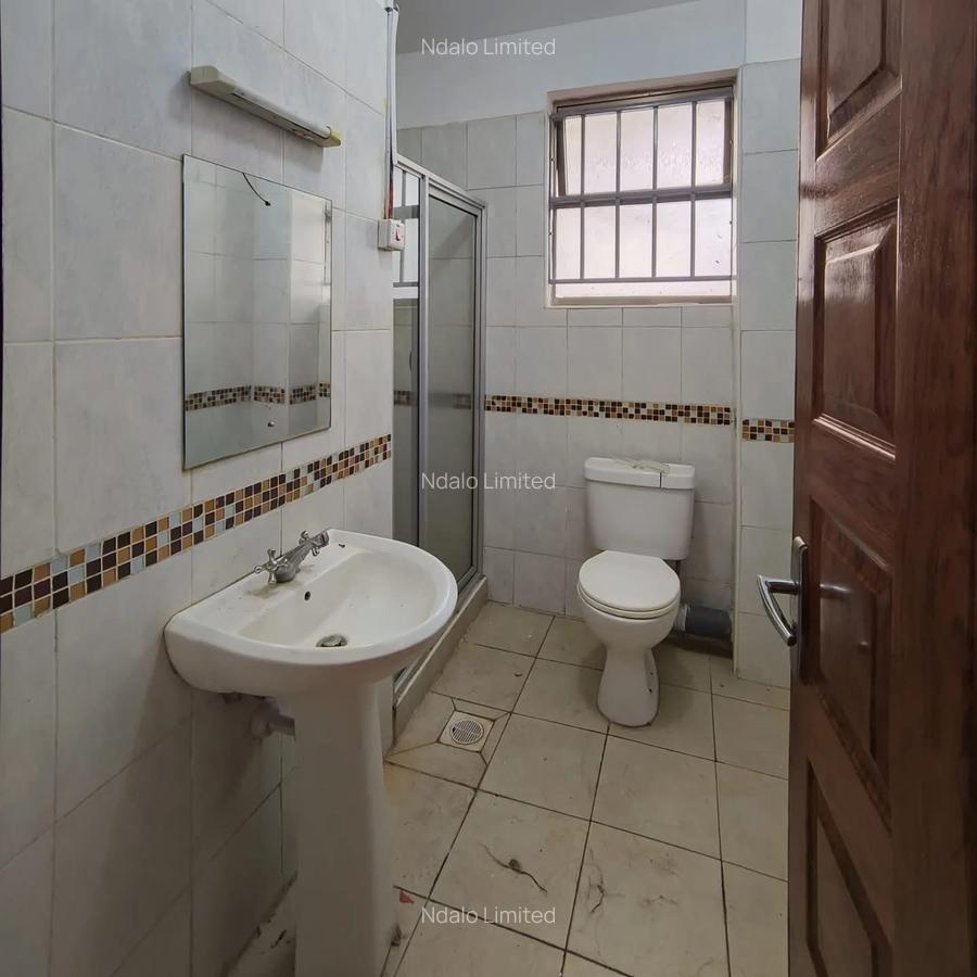 3 Bed Apartment with En Suite at Lavington - 9