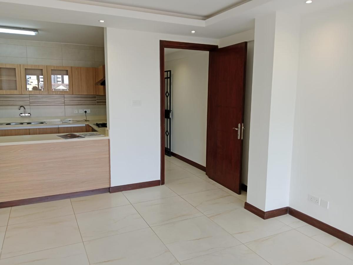 2 Bed Apartment with En Suite in General Mathenge - 7