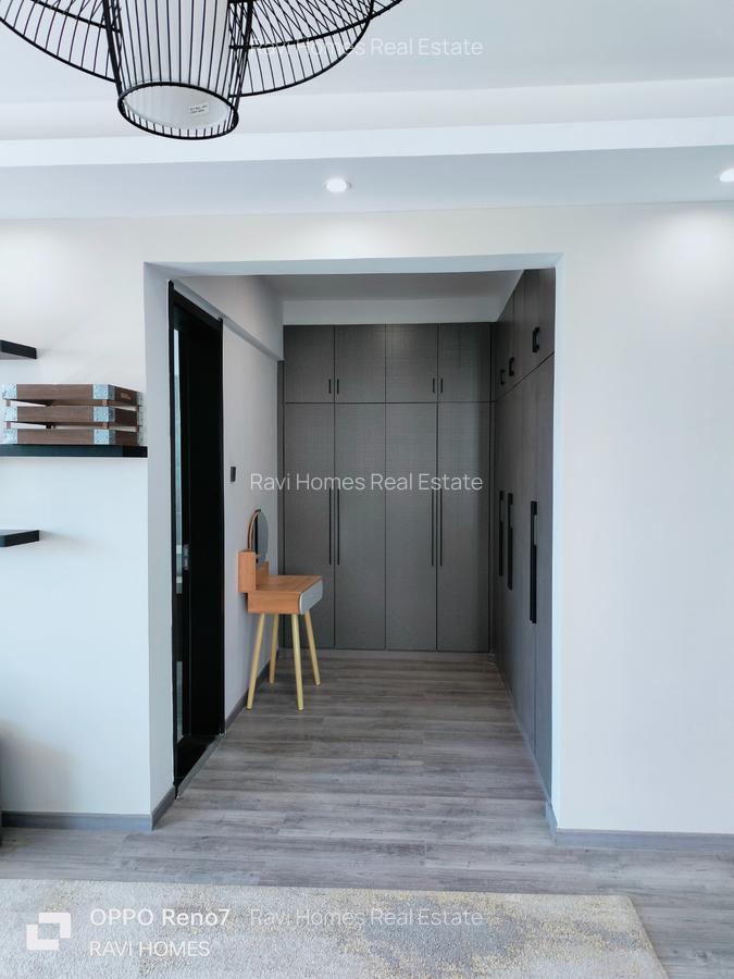 3 Bed Apartment with En Suite in Brookside - 7