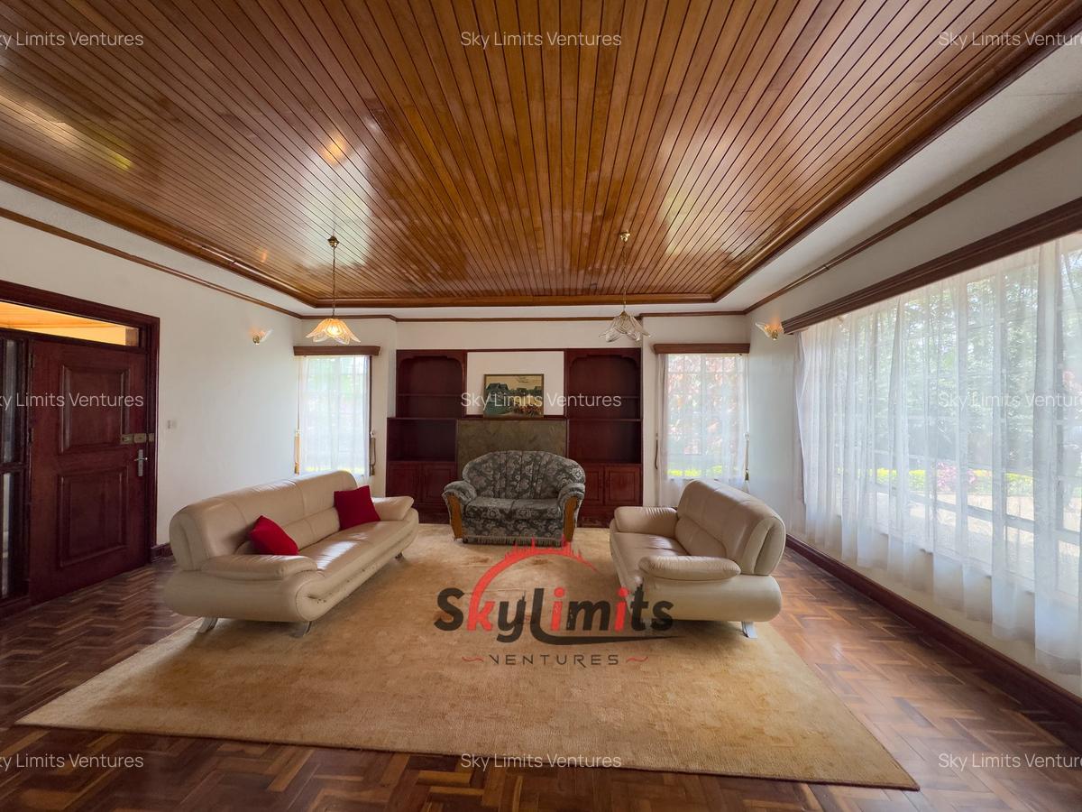 5 Bed House with En Suite in Runda - 13