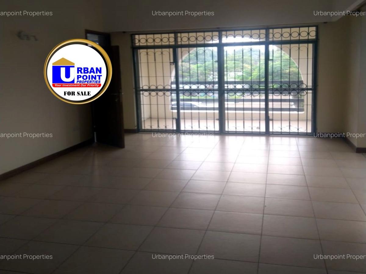 4 Bed House with En Suite in Nyali Area - 11