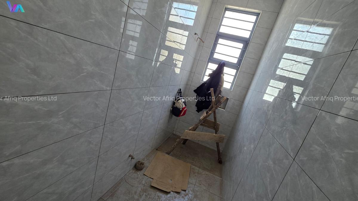 4 Bed Townhouse with En Suite in Ruiru - 6