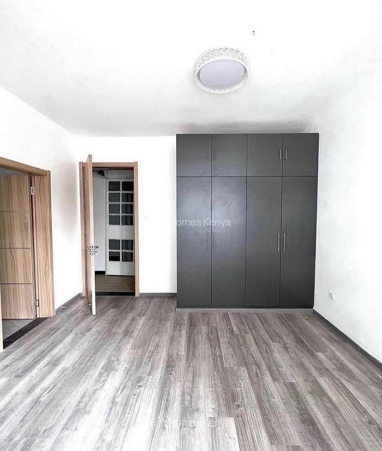 3 Bed Apartment with En Suite at Othaya Road - 16