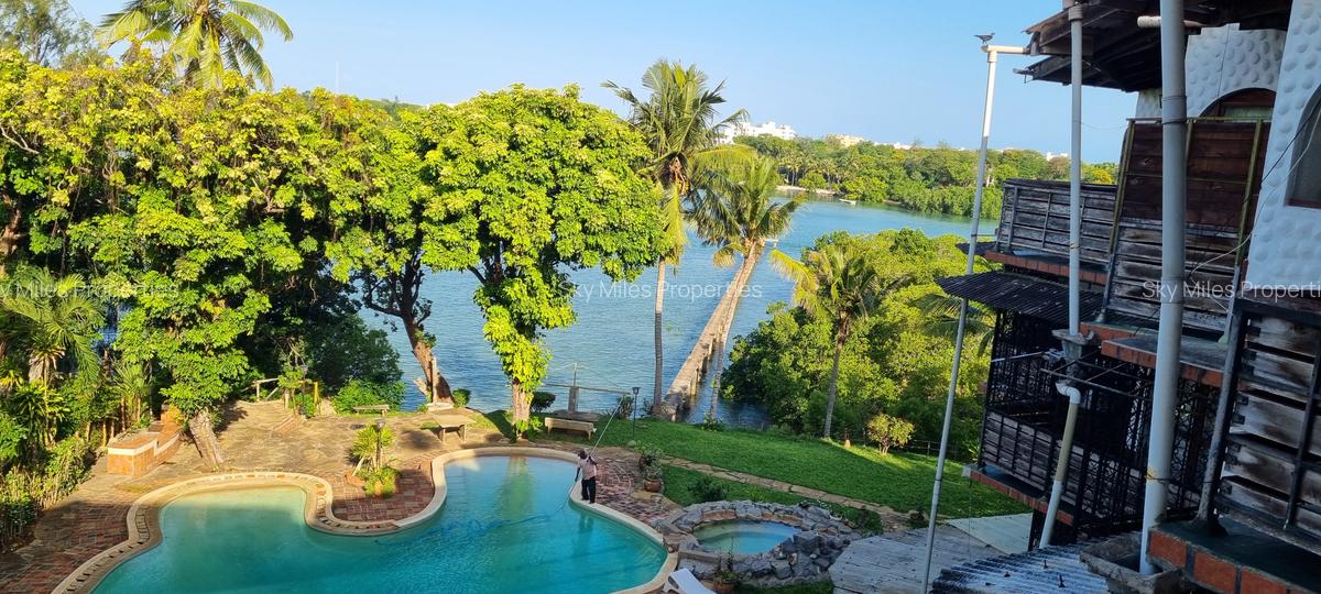 Serviced 3 Bed Apartment with En Suite at La-Marina Mtwapa - 17