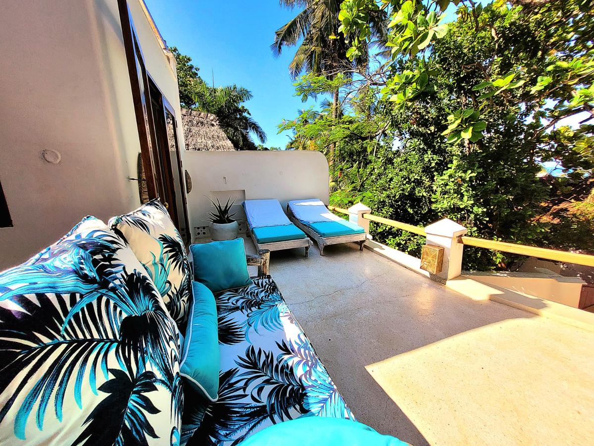 4 Bed Villa with En Suite in Diani - 8