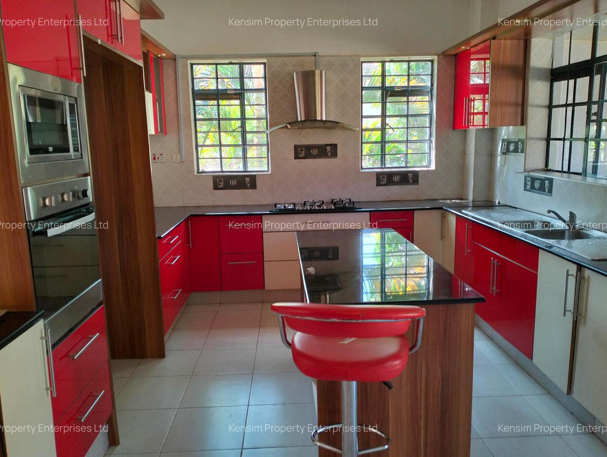 4 Bed Townhouse with En Suite in Kitisuru - 8