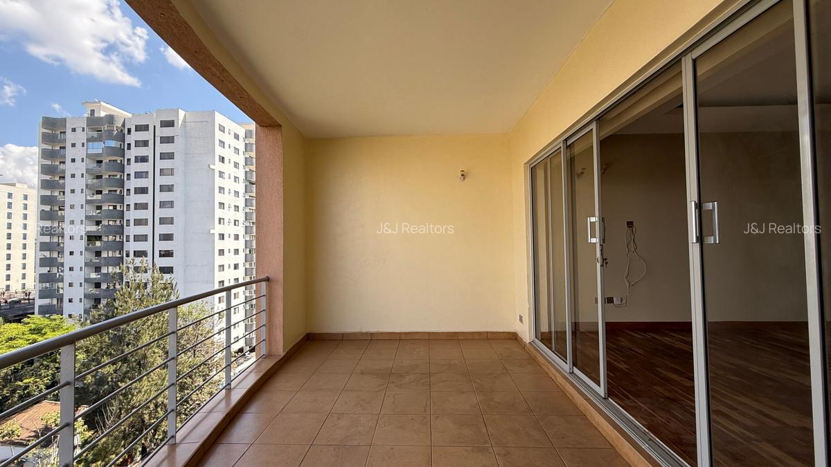 4 Bed Apartment with En Suite in Kileleshwa - 2