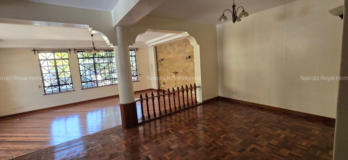 5 Bed Townhouse with En Suite at Lavington Green - 9