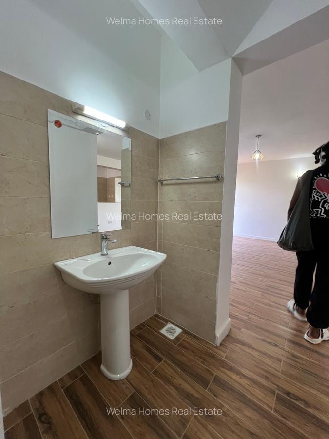 3 Bed Apartment with En Suite in Lavington - 15