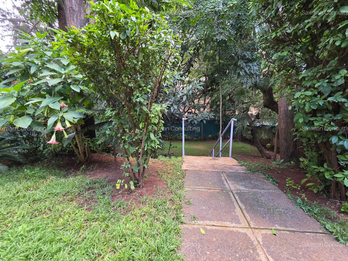 3 Bed House with En Suite in Upper Hill - 5