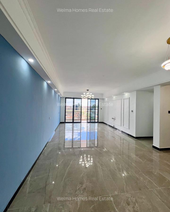 3 Bed Apartment with En Suite in Lavington - 1