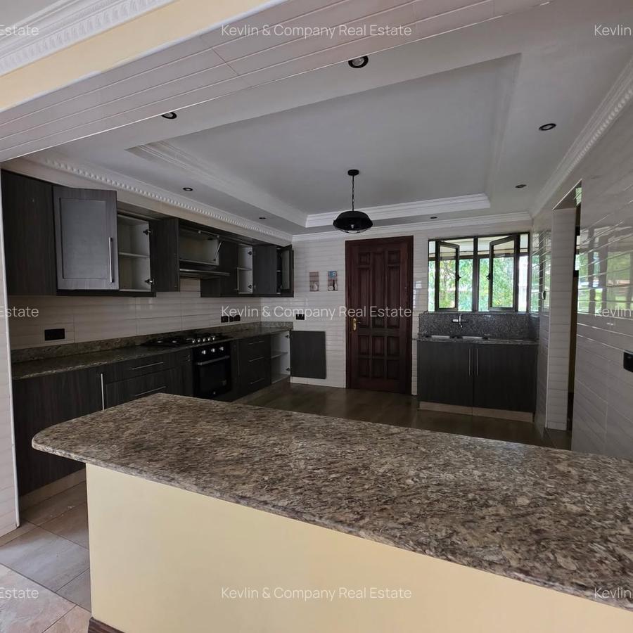 5 Bed Villa with En Suite in Lavington - 2