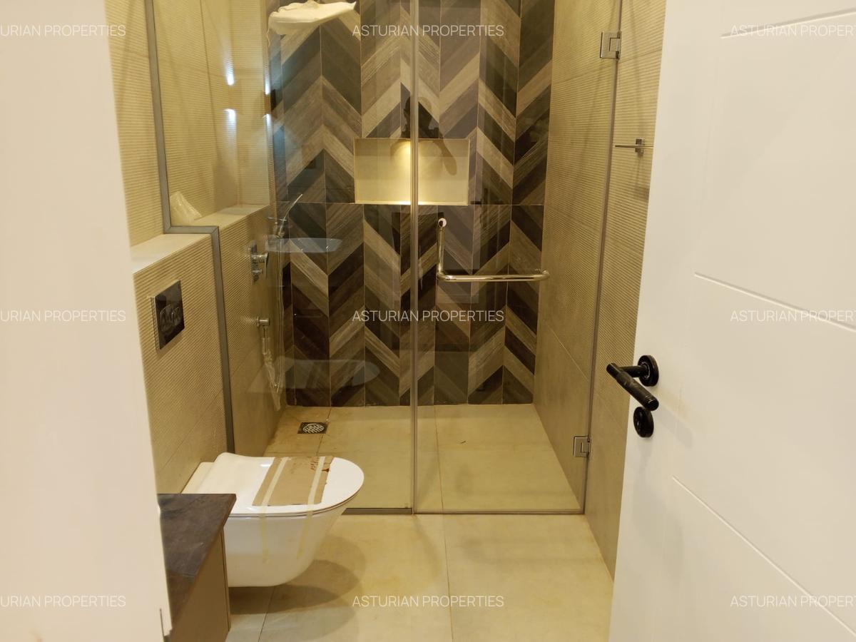 5 Bed Townhouse with En Suite in Lavington - 10