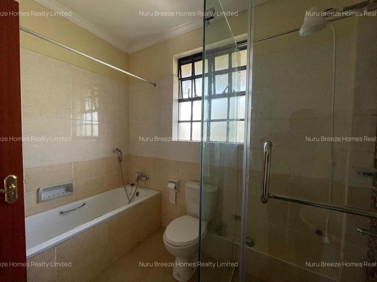 4 Bed Townhouse with En Suite in Loresho - 19