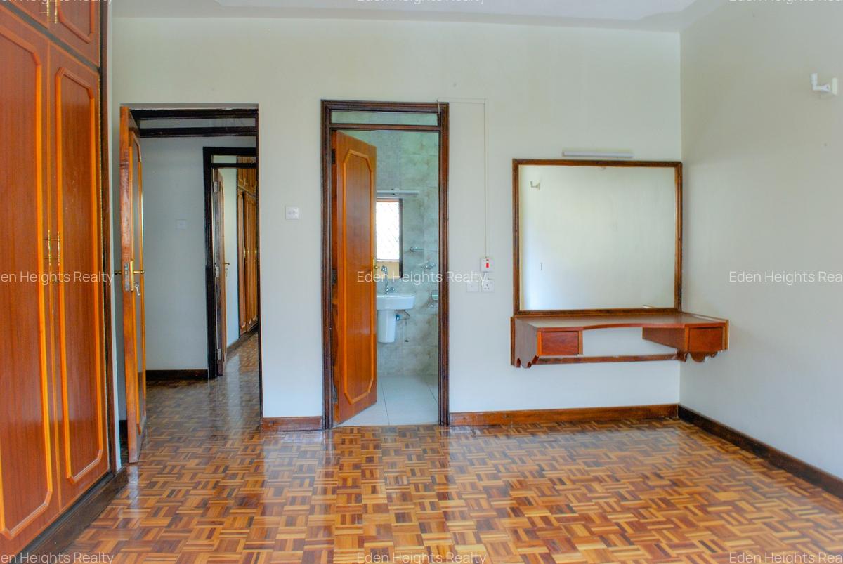 3 Bed Apartment with Parking at Gitanga - 9