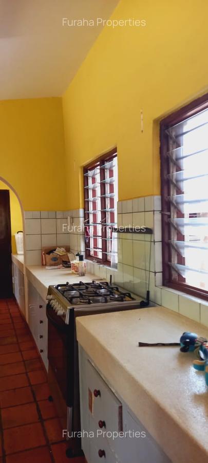4 Bed Townhouse with En Suite in Shanzu - 5