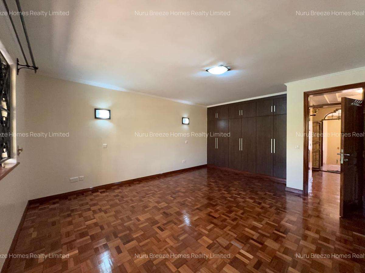 5 Bed Townhouse with En Suite in Kileleshwa - 7