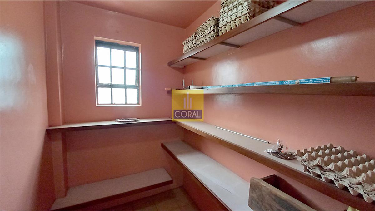 3 Bed Apartment with Backup Generator in Parklands - 6