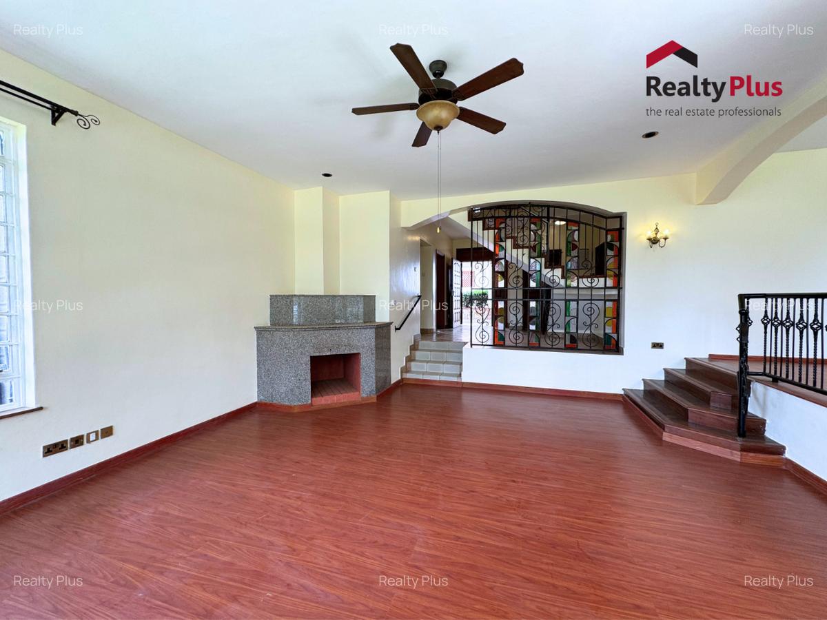 5 Bed Townhouse with En Suite at Mimosa - 11