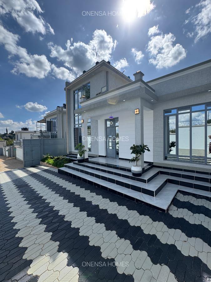 3 Bed House with En Suite in Eastern ByPass - 3
