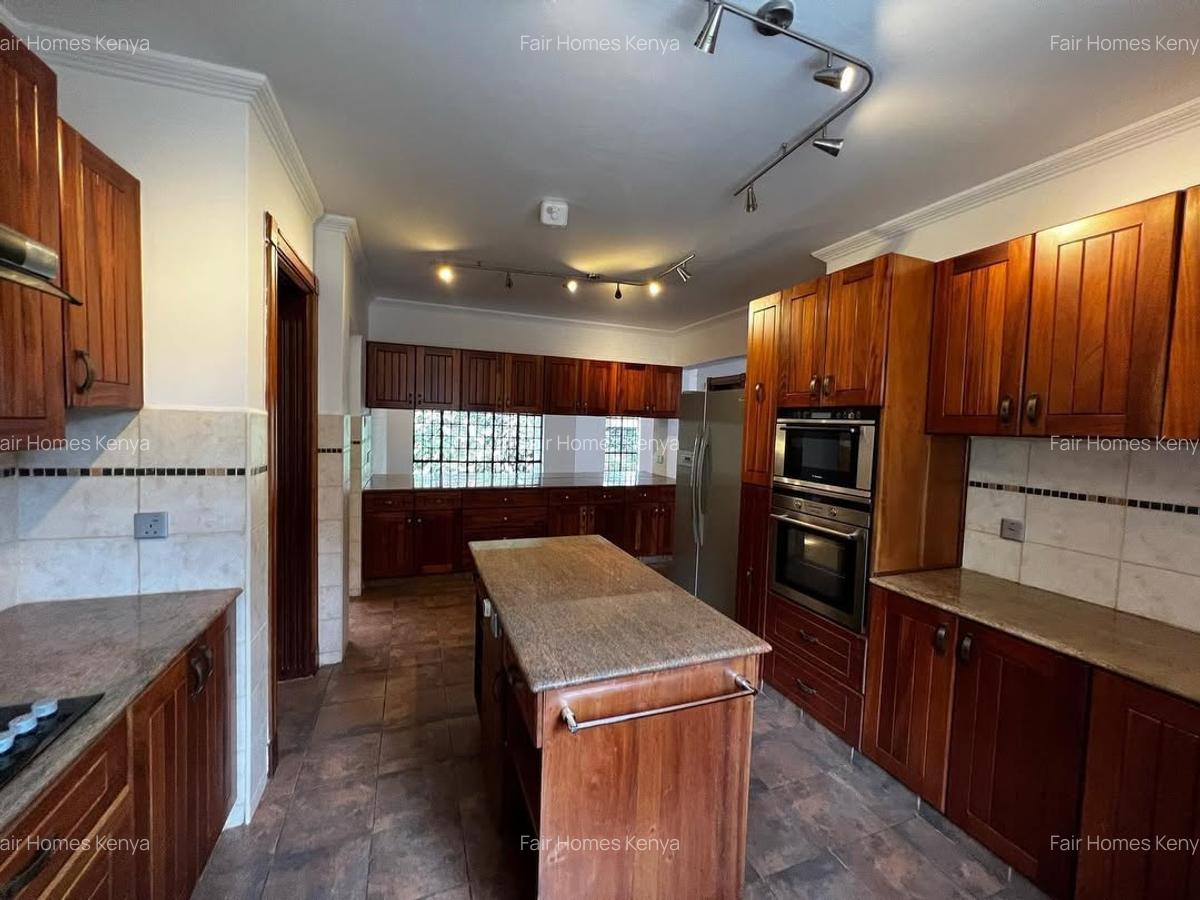 4 Bed Townhouse with En Suite at Peponi Road - 7