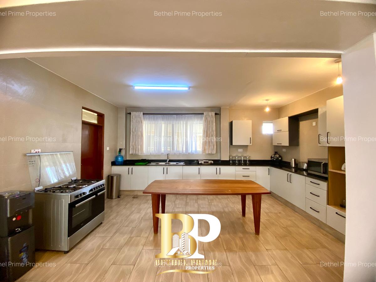 Furnished 3 Bed Apartment with En Suite in Brookside - 6